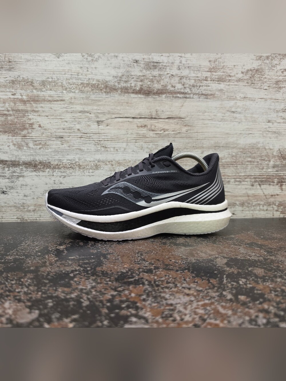 Mens Saucony Endorphin Pro Running Shoes Sz 9 Used VGC S20598-45 Black